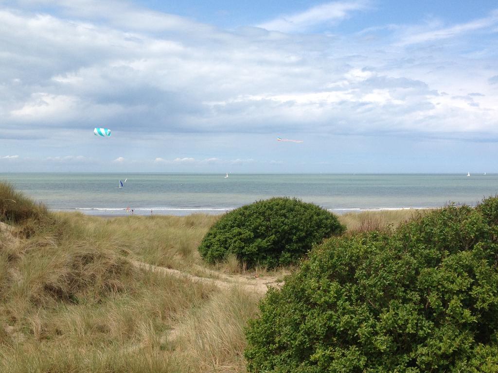 Jeugdherberg De Peerdevisser Oostduinkerke Exteriör bild